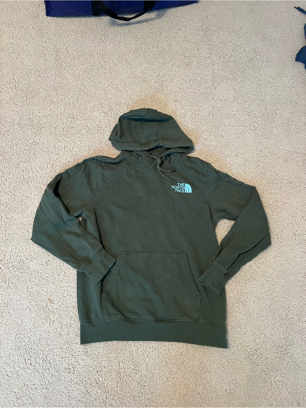 Men’s North face hoodie